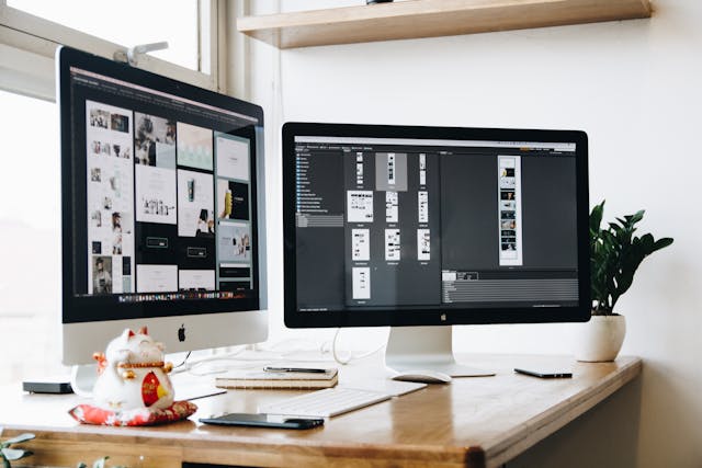 Does flying between multiple companies in the Creative Industry help you or hinder you?